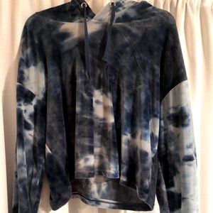 cropped tie dye sweatshirt